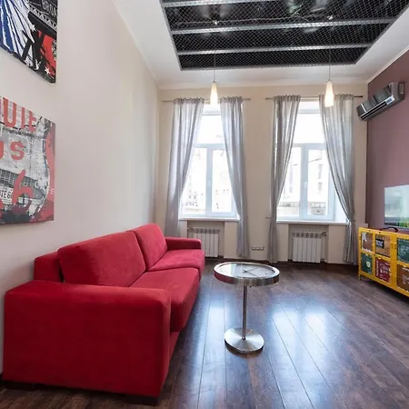 Alex Apartments On Lva Tolstogo Kyiv Exterior photo