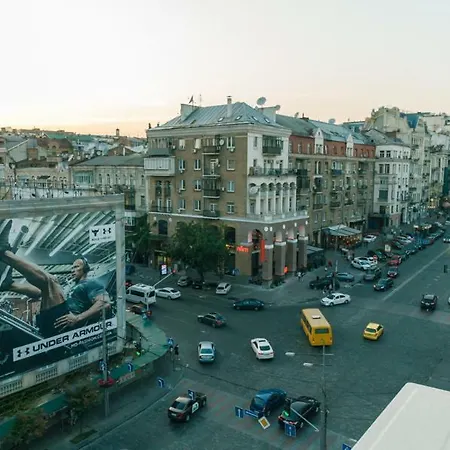 Alex Apartments On Lva Tolstogo Kyiv Exterior photo