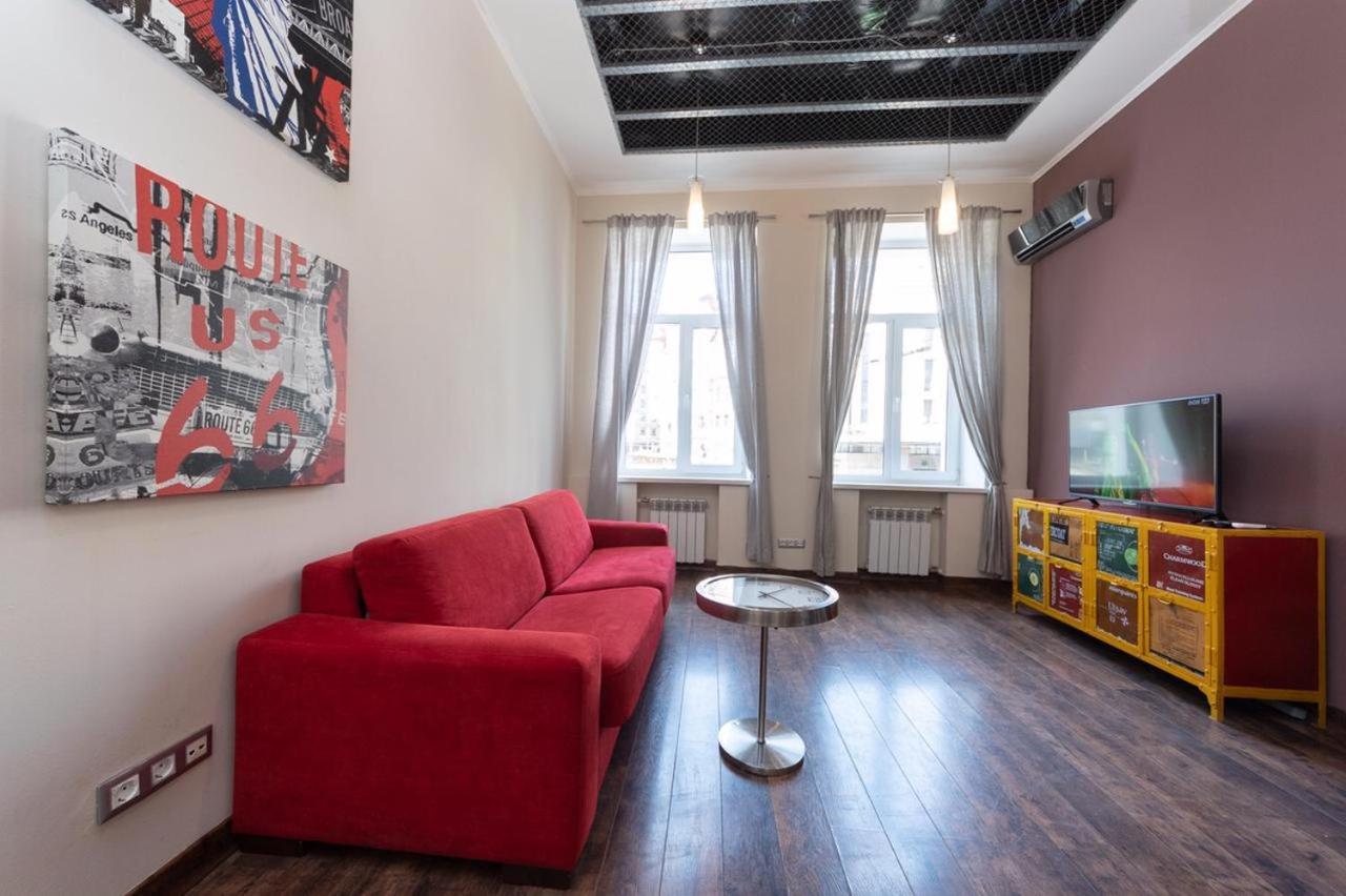 Alex On Lva Tolstogo Apartment Kyiv