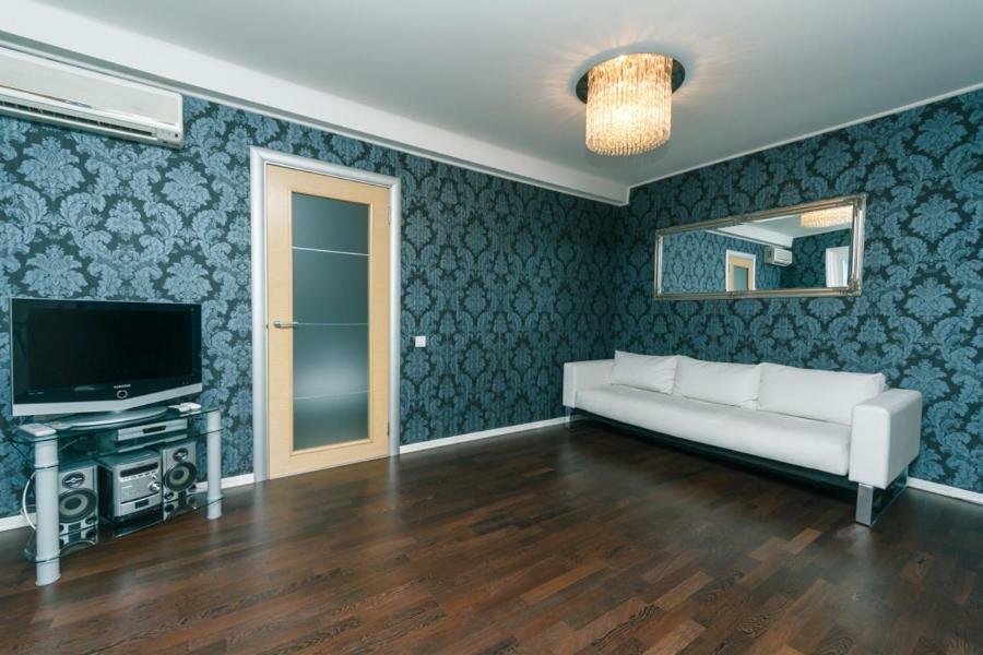 Apartment Alex On Lva Tolstogo